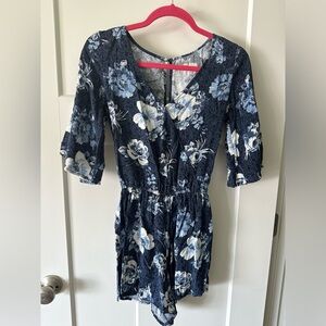 Floral romper with bell sleeves